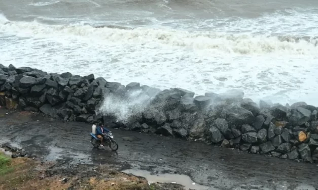 ಮೋಂತಾ ಚಂಡಮಾರುತ ಆಂಧ್ರ ಕರಾವಳಿಗೆ ಪ್ರವೇಶ