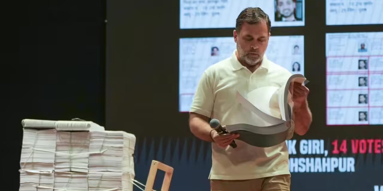 272 ಗಣ್ಯರು ಒಟ್ಟಾಗಿ ಪತ್ರ: ರಾಹುಲ್ ಗಾಂಧಿ ವಿರುದ್ಧ ‘ಮತದಾನ ಕಳವು’ ಆರೋಪದ ಬಗ್ಗೆ ತೀವ್ರ ಆಕ್ರೋಶ