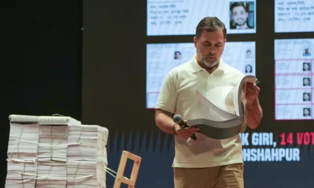 272 ಗಣ್ಯರು ಒಟ್ಟಾಗಿ ಪತ್ರ: ರಾಹುಲ್ ಗಾಂಧಿ ವಿರುದ್ಧ ‘ಮತದಾನ ಕಳವು’ ಆರೋಪದ ಬಗ್ಗೆ ತೀವ್ರ ಆಕ್ರೋಶ