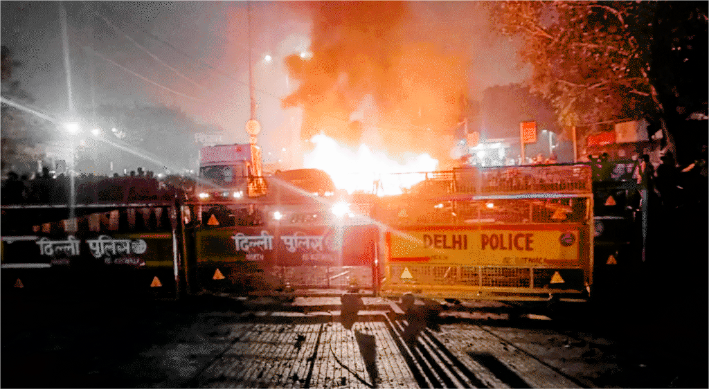 ದೆಹಲಿಯಲ್ಲಿ ಕಾರು ಬಾಂಬ್ ಸ್ಫೋಟ: 8 ಜನರ ದುಃಖದ ಸಾವು, ಭಯಾನಕ ಘಟನೆಗೆ ದೇಶದ ಆಘಾತ