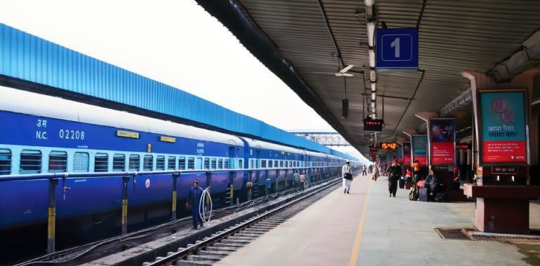 ಬೆಂಗಳೂರಿನಿಂದ ಹೊರಡುವ ಮೂರು ಪ್ರಮುಖ ರೈಲುಗಳಿಗೆ ಹೆಚ್ಚುವರಿ ಬೋಗಿ ಹಾಗೂ ಎಸಿ ಕೋಚ್