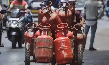 ಹೊಸ ವರ್ಷದ ಆರಂಭದಲ್ಲೇ ಹೊಡೆತ: ಕಮರ್ಷಿಯಲ್ LPG ಸಿಲಿಂಡರ್ ದರ ಏರಿಕೆ
