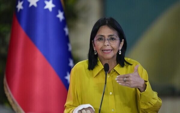 ಡೆಲ್ಸಿ ರೋಡ್ರಿಗಸ್  ವೆನೆಜುವೆಲಾದ ನೂತನ ಅಧ್ಯಕ್ಷೆಯಾಗಿ ಆಯ್ಕೆ