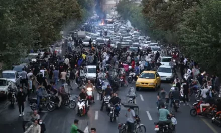 ಇರಾನ್ ಆರ್ಥಿಕ ಸಂಕಷ್ಟ ಮತ್ತು ಪ್ರತಿಭಟನೆ