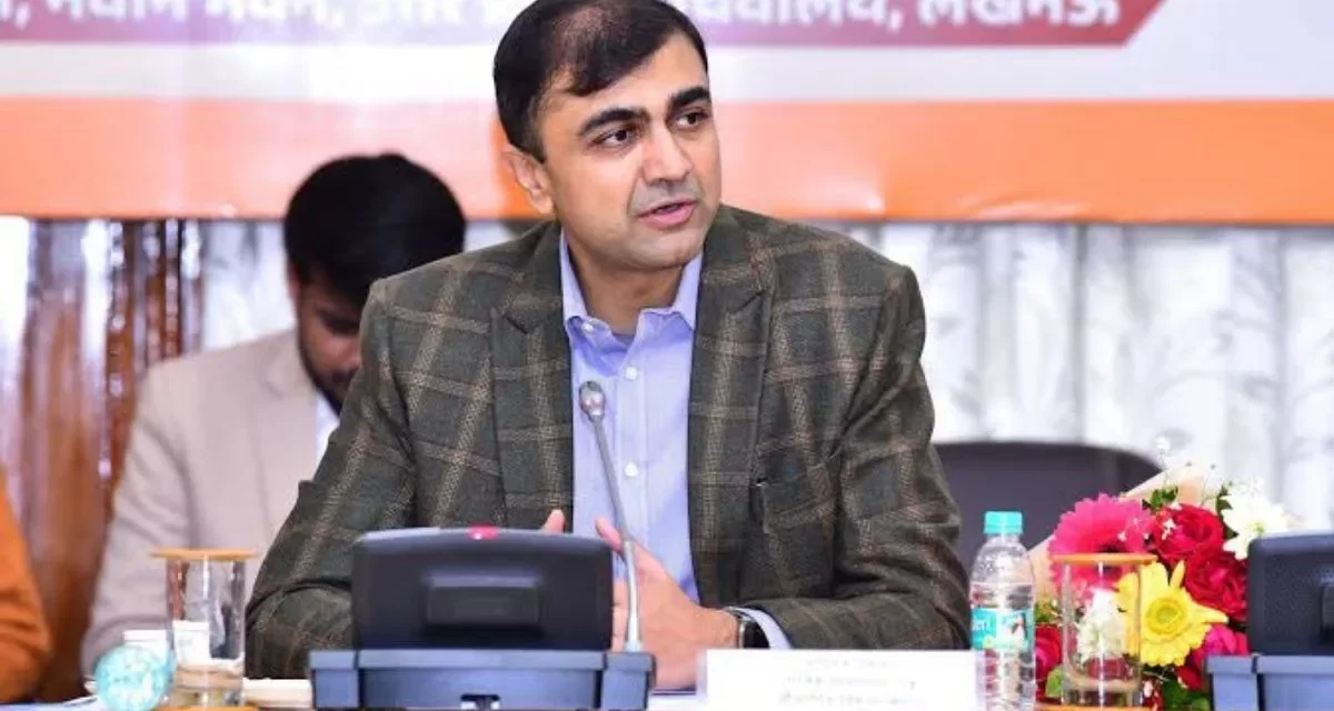 ಸೌರಶಕ್ತಿ ಲಂಚ ಪ್ರಕರಣ: ನಿಲಂಬಿತ ಐಎಎಸ್ ಅಭಿಷೇಕ್ ಪ್ರಕಾಶ್‌ನ್ನು ಆರೋಪಿಯಾಗಿ ನಾಮನಿರ್ದೇಶನ; SIT‑ED ತನಿಖೆ ತೀವ್ರ