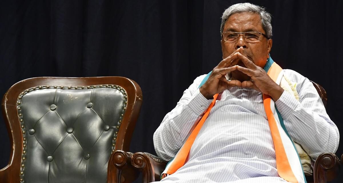 ಸಿದ್ದರಾಮಯ್ಯಗೆ ಗುಮ್ಮಿದ JDS ಪ್ರಸಾದ್