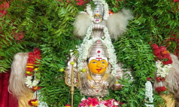 ಕೂಡ್ಲಿಗಿಯಲ್ಲಿ ಶ್ರೀಸೊಲ್ಲಮ್ಮದೇವಿ ಜಾತ್ರಾ ಮಹೋತ್ಸವದ ಸಂಭ್ರಮ, ಸಾವಿರಾರು ಭಕ್ತಾದಿಗಳು ಭಾಗಿ
