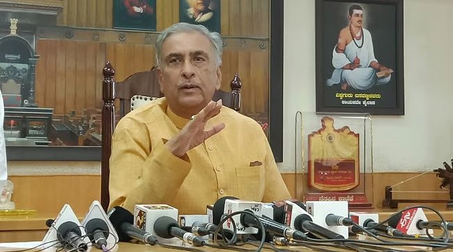 ಆಗಸ್ಟ್ 14ರಂದು ವಿಧಾನ ಪರಿಷತ್ ಸಭಾಪತಿ ಸ್ಥಾನಕ್ಕೆ ಬಸವರಾಜ ಹೊರಟ್ಟಿ ರಾಜೀನಾಮೆ; ಸಲೀಂ ಅಹ್ಮದ್ ಹೆಸರು ಮುನ್ನೆಲೆಗೆ